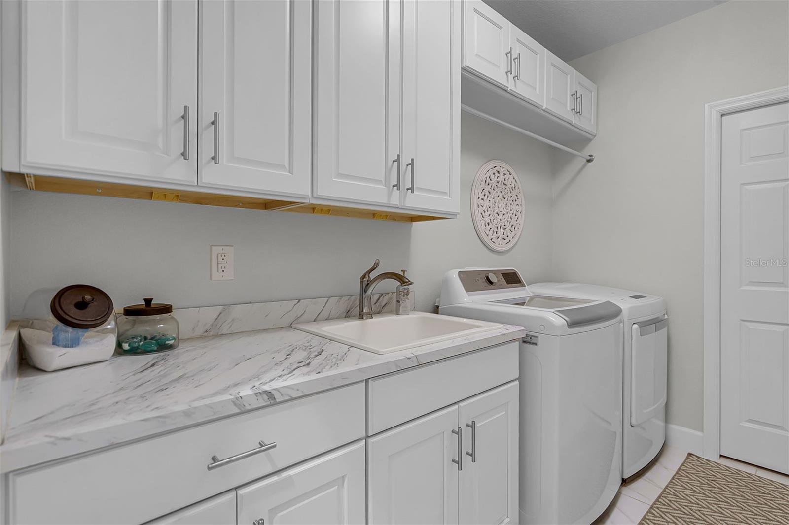 DARBY LAKE - Residential