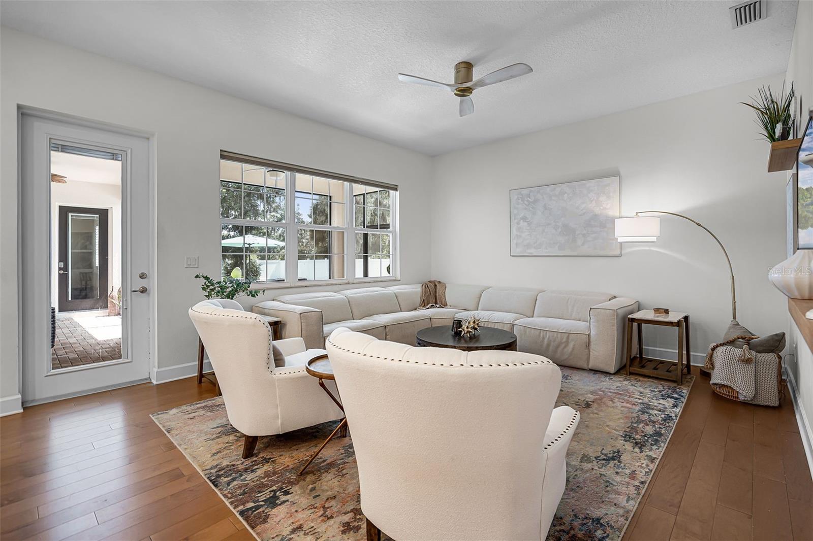DARBY LAKE - Residential