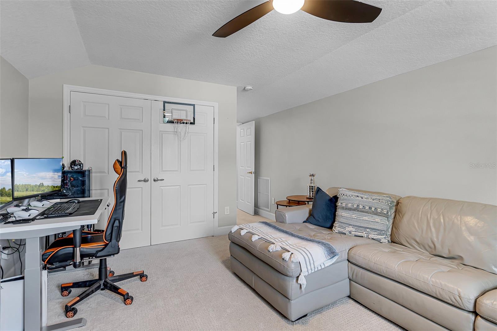 DARBY LAKE - Residential