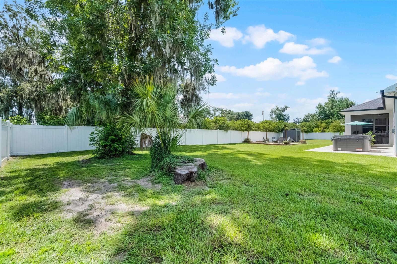DARBY LAKE - Residential