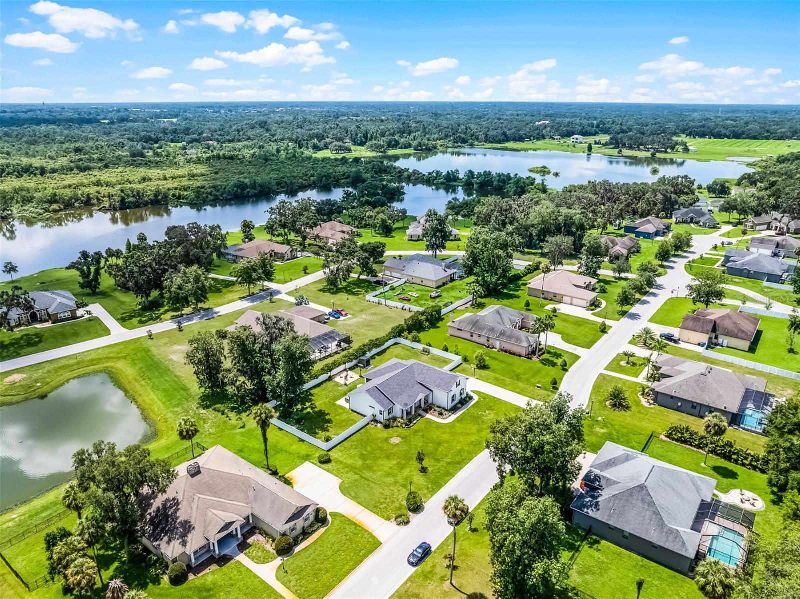 DARBY LAKE - Residential