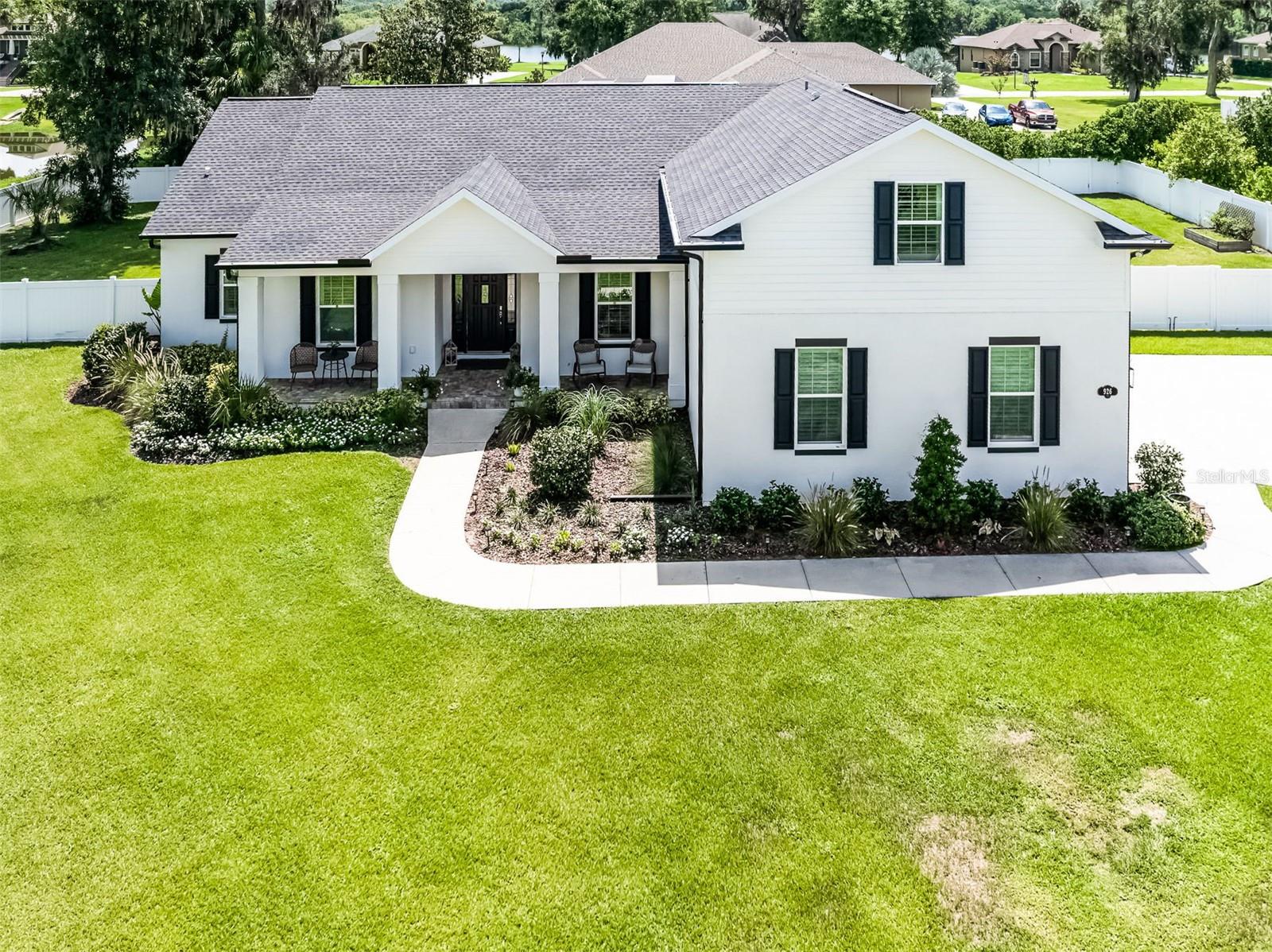 DARBY LAKE - Residential