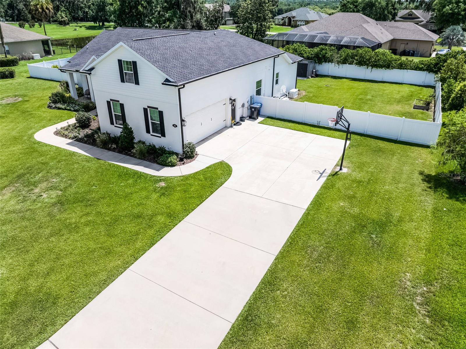 DARBY LAKE - Residential