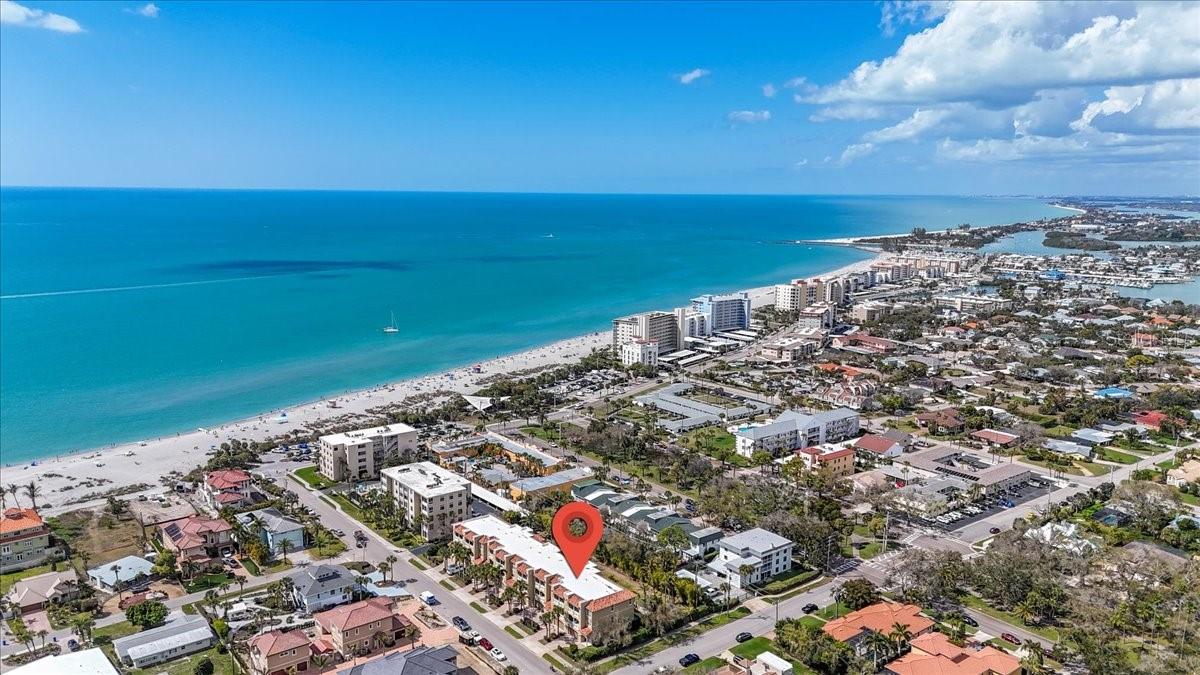 VENETIAN SHORES - Residential