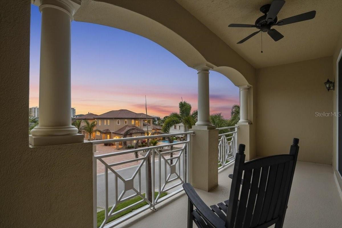 VENETIAN SHORES - Residential
