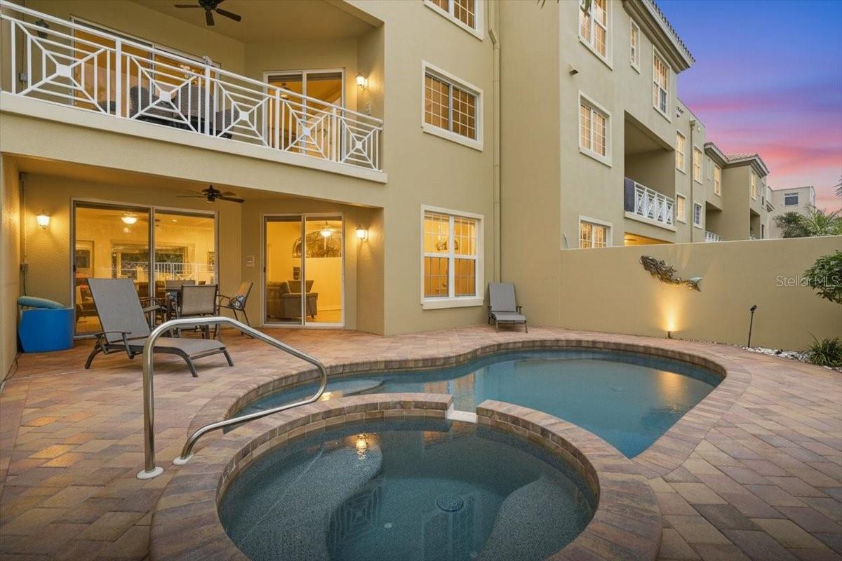 VENETIAN SHORES - Residential