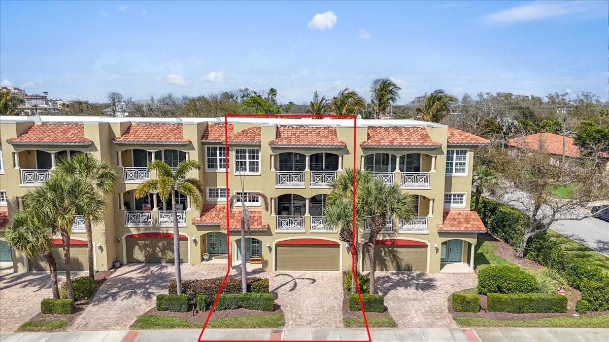 VENETIAN SHORES - Residential