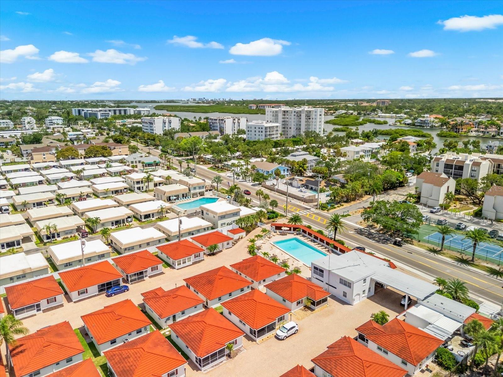 CASA BLANCA VILLAS - Residential
