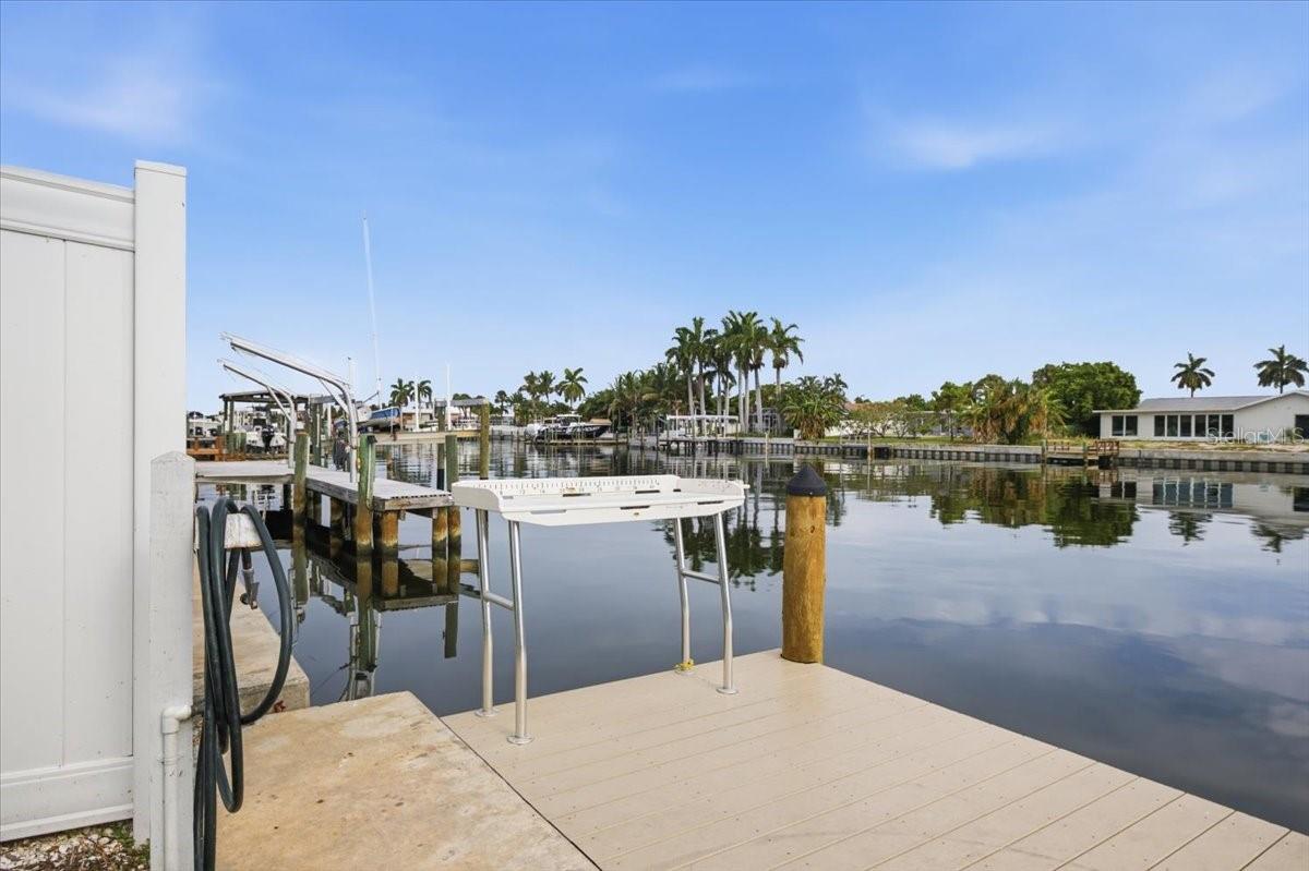 MOORINGS OF MAXIMO CONDO - Residential