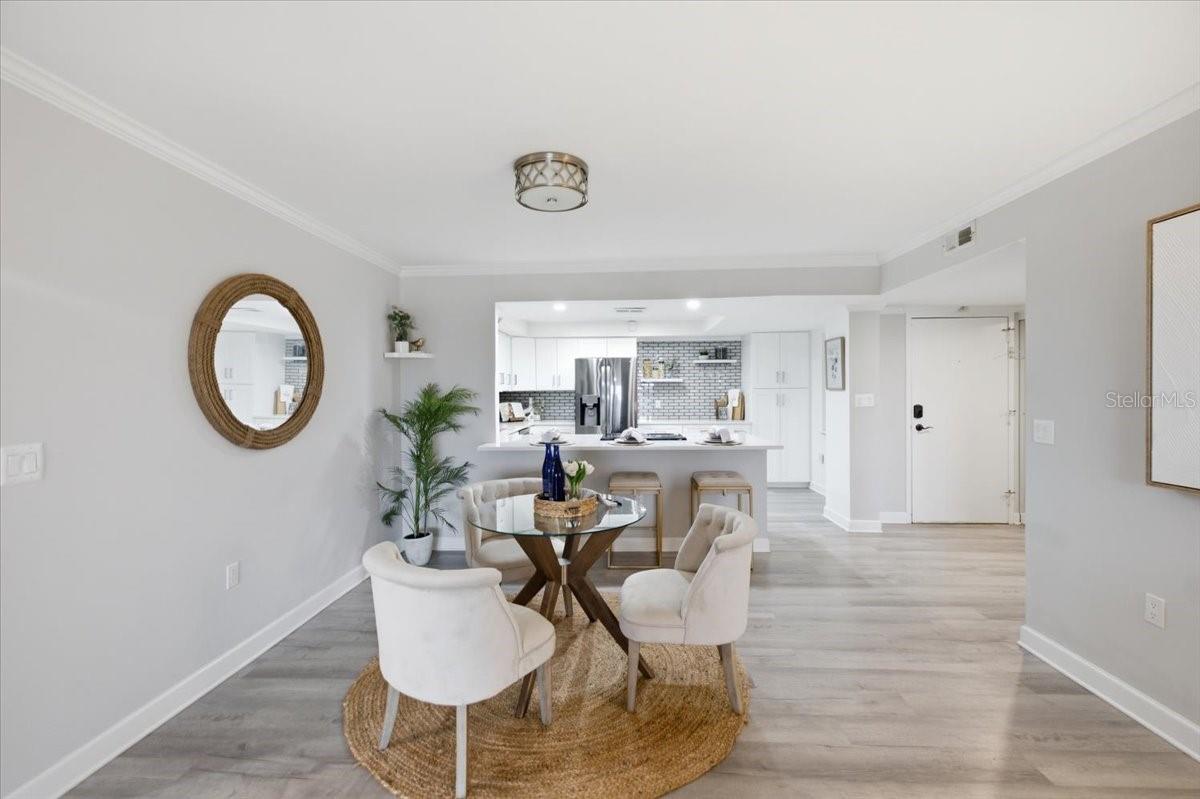 MOORINGS OF MAXIMO CONDO - Residential