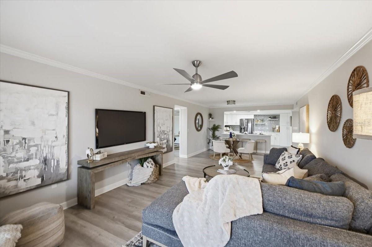 MOORINGS OF MAXIMO CONDO - Residential