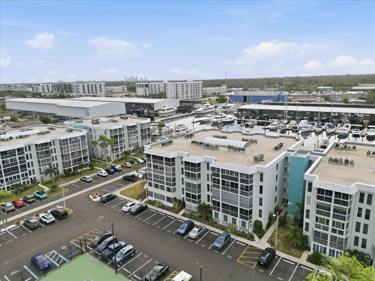 MOORINGS OF MAXIMO CONDO - Residential