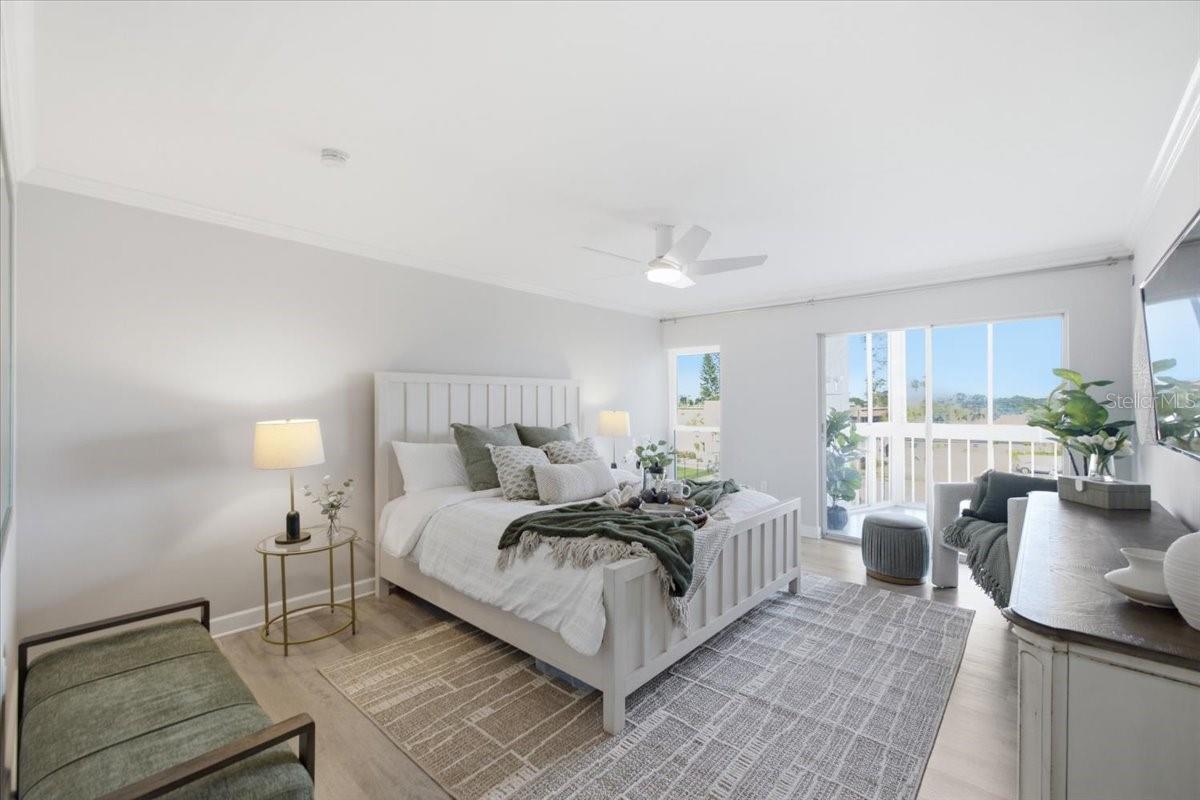 MOORINGS OF MAXIMO CONDO - Residential