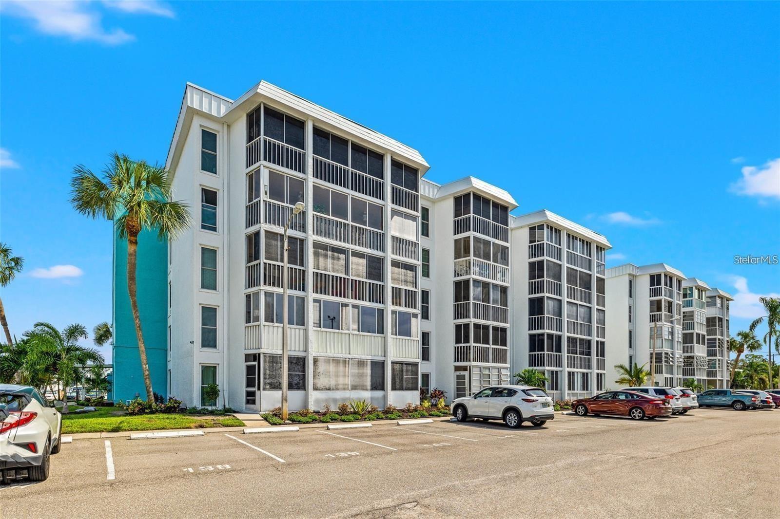 MOORINGS OF MAXIMO CONDO - Residential
