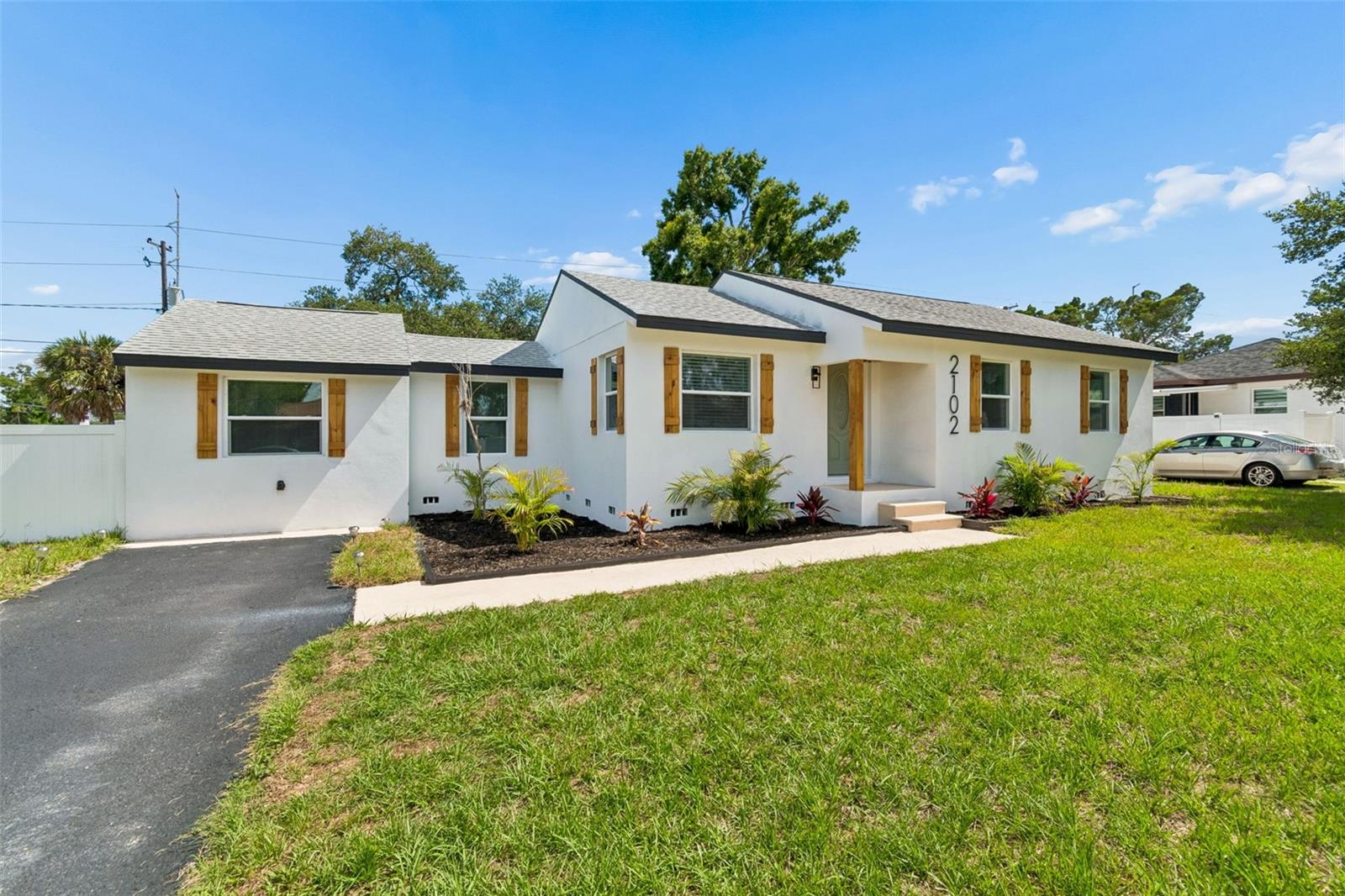 WELLSWOOD ESTATES UNIT 3 - Residential