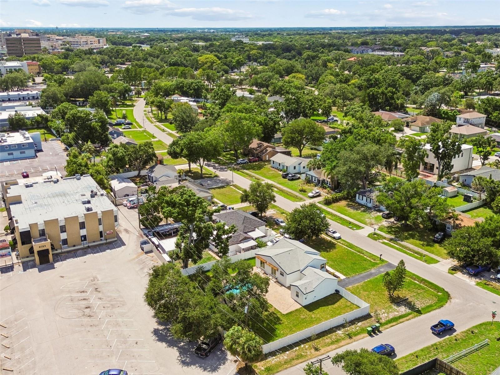 WELLSWOOD ESTATES UNIT 3 - Residential