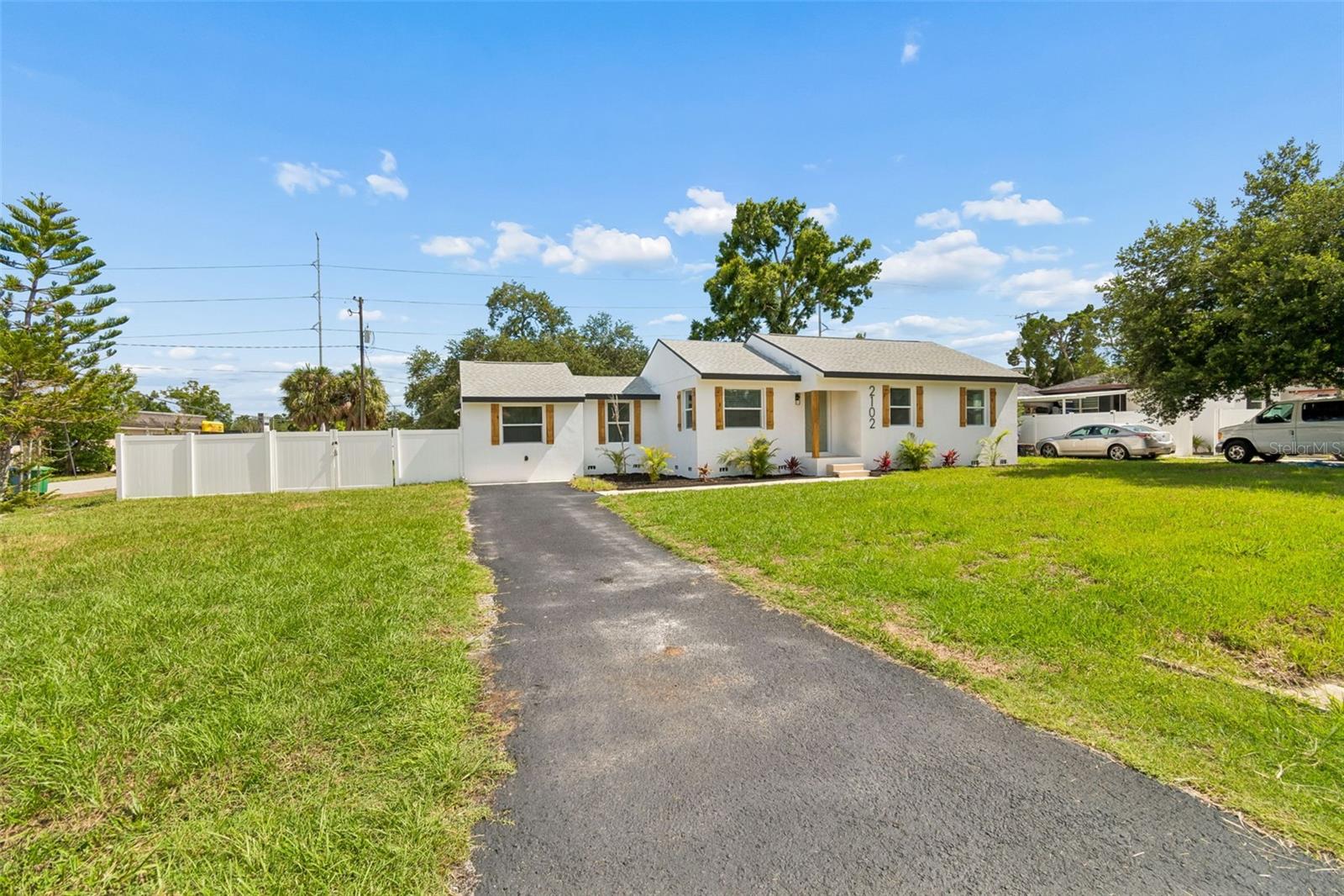 WELLSWOOD ESTATES UNIT 3 - Residential