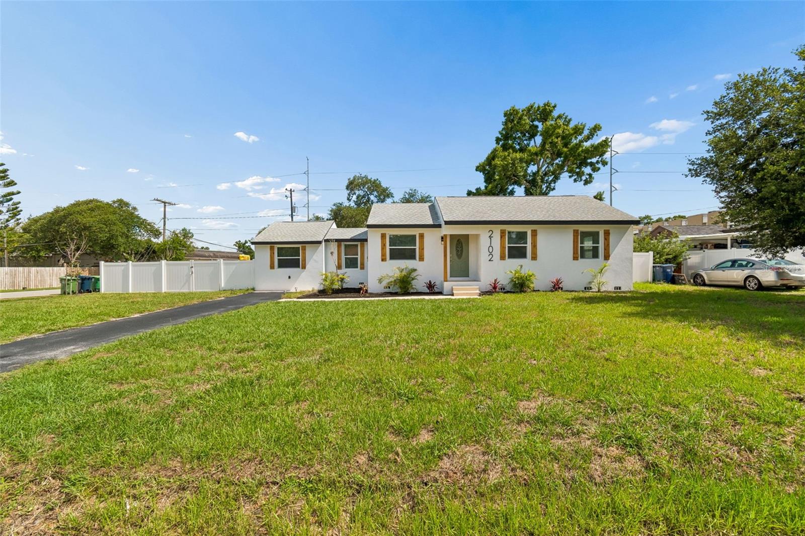 WELLSWOOD ESTATES UNIT 3 - Residential