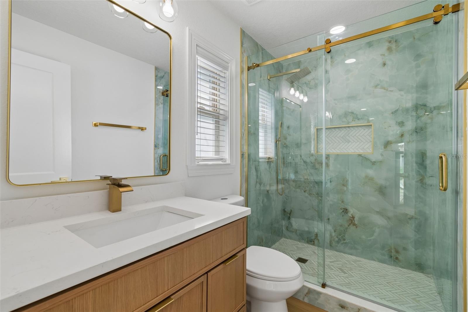 WELLSWOOD ESTATES UNIT 3 - Residential