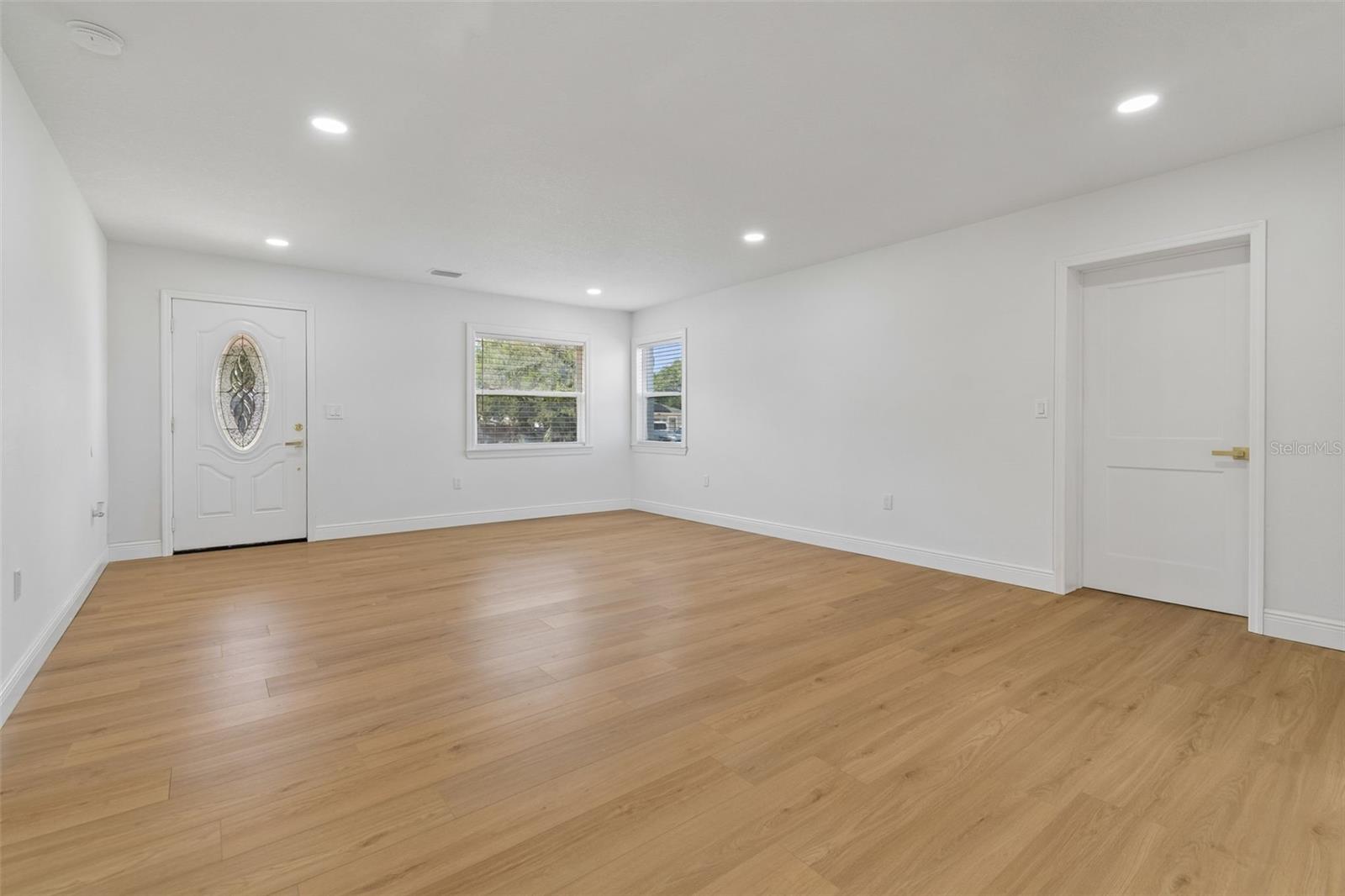 WELLSWOOD ESTATES UNIT 3 - Residential