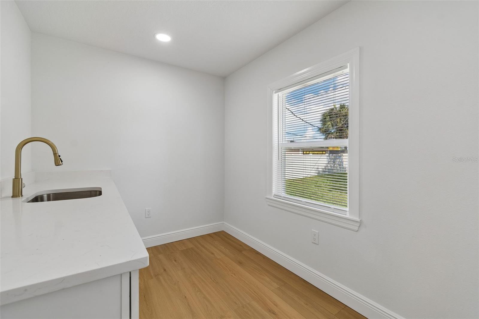 WELLSWOOD ESTATES UNIT 3 - Residential