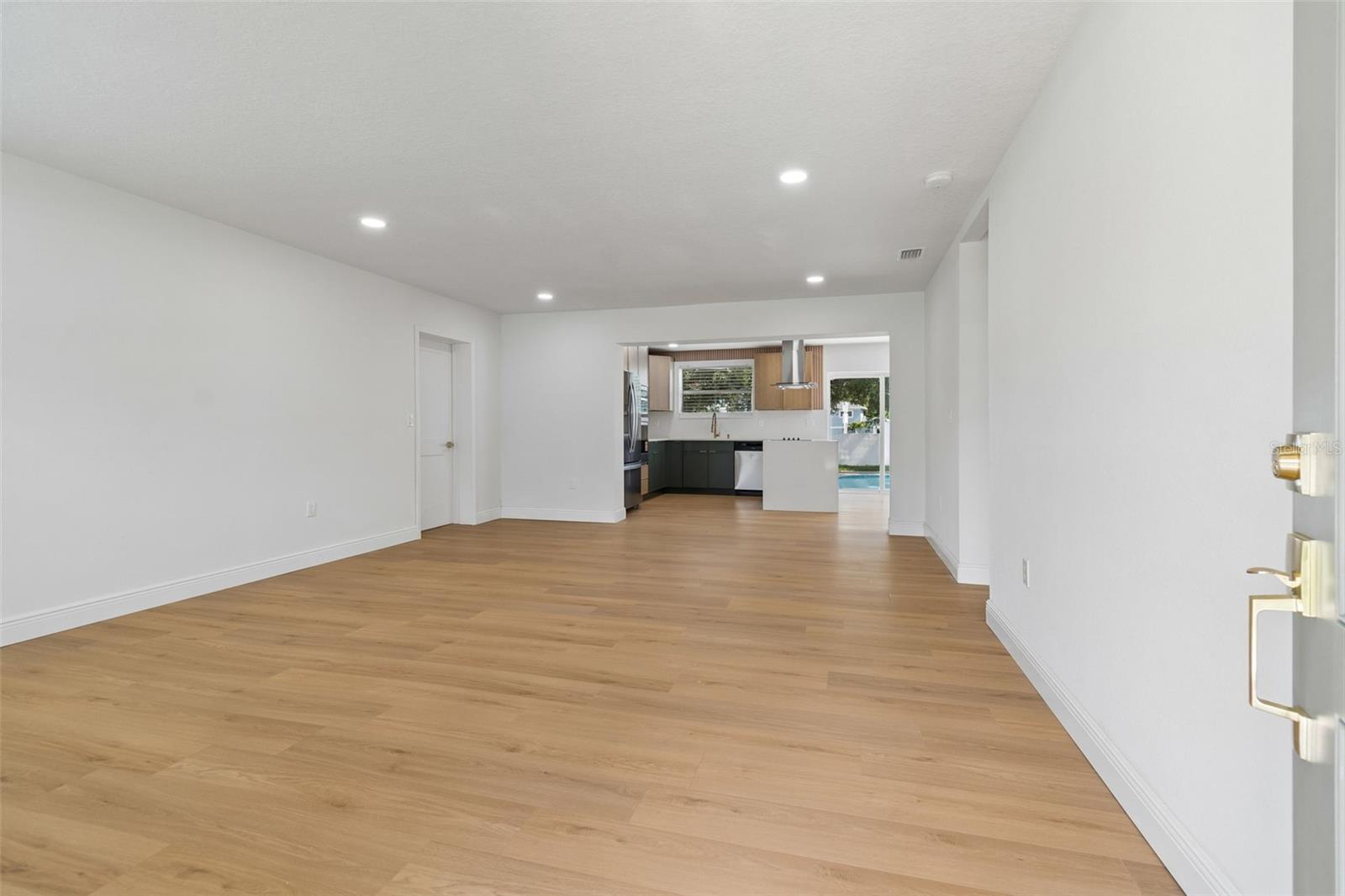 WELLSWOOD ESTATES UNIT 3 - Residential