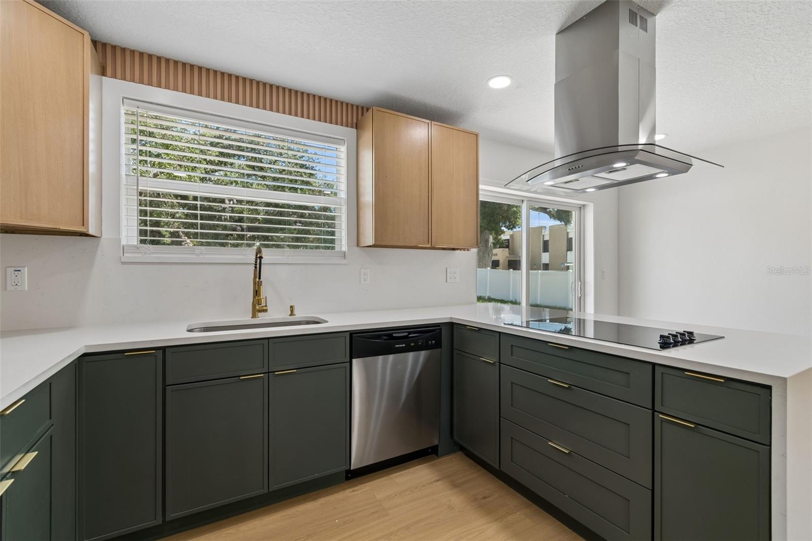 WELLSWOOD ESTATES UNIT 3 - Residential