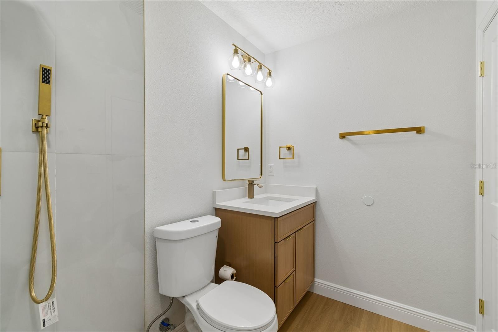 WELLSWOOD ESTATES UNIT 3 - Residential