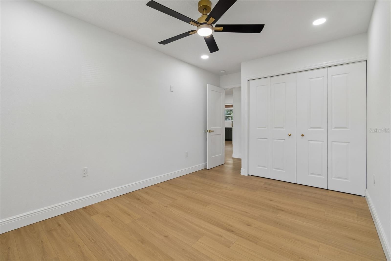WELLSWOOD ESTATES UNIT 3 - Residential