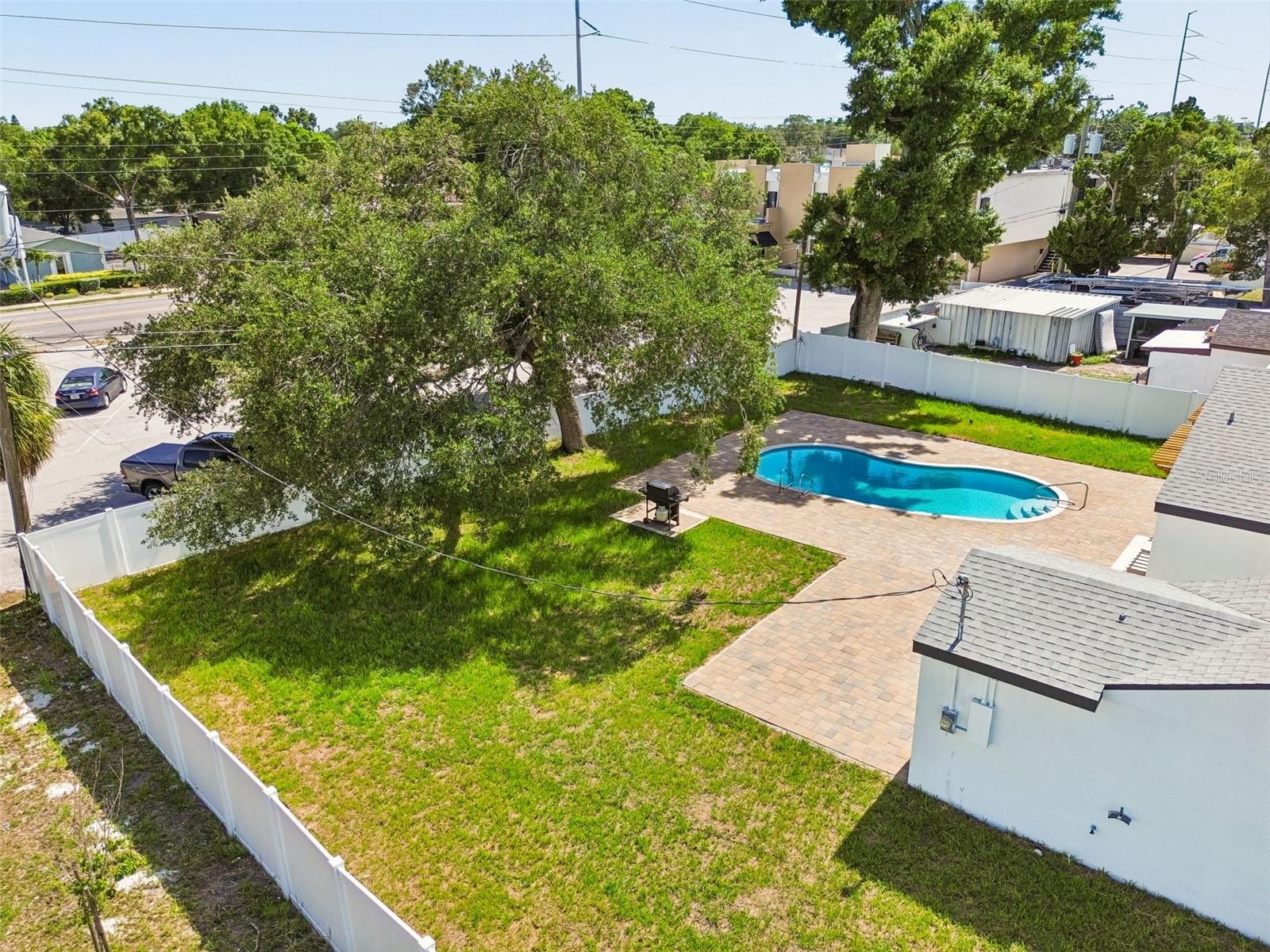 WELLSWOOD ESTATES UNIT 3 - Residential