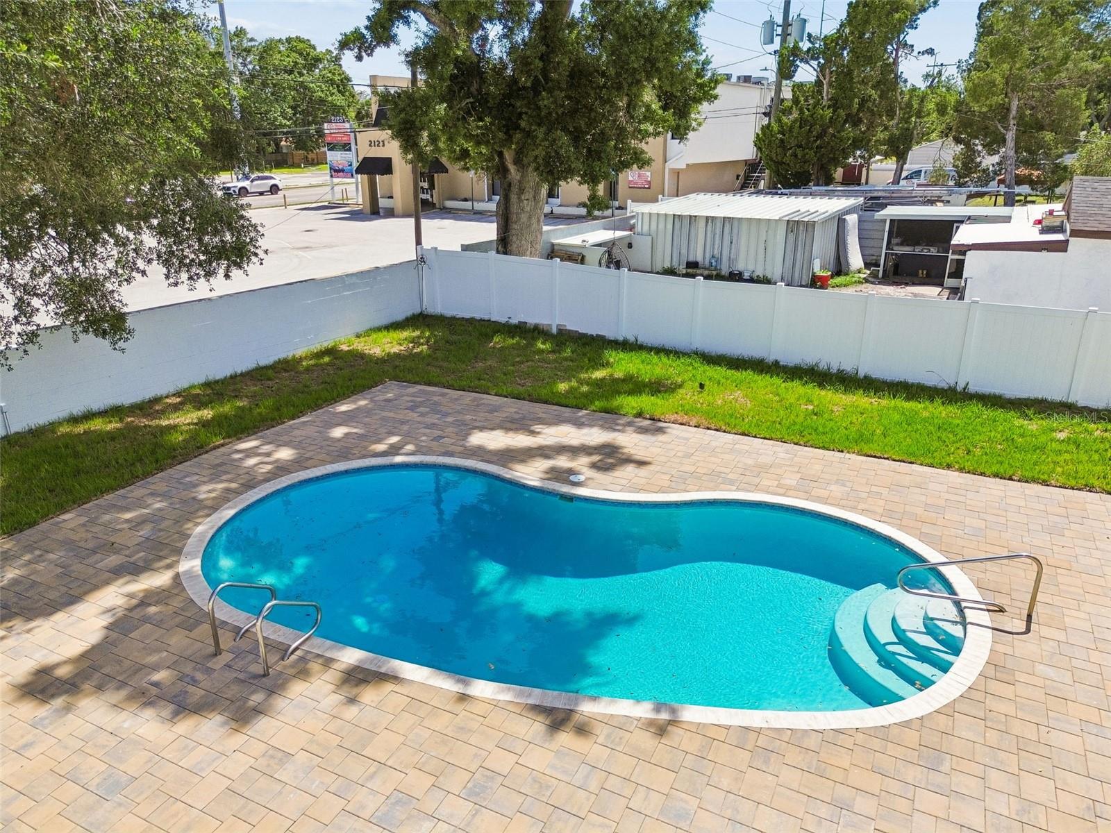 WELLSWOOD ESTATES UNIT 3 - Residential