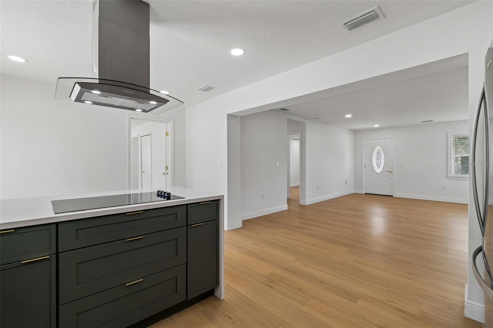 WELLSWOOD ESTATES UNIT 3 - Residential