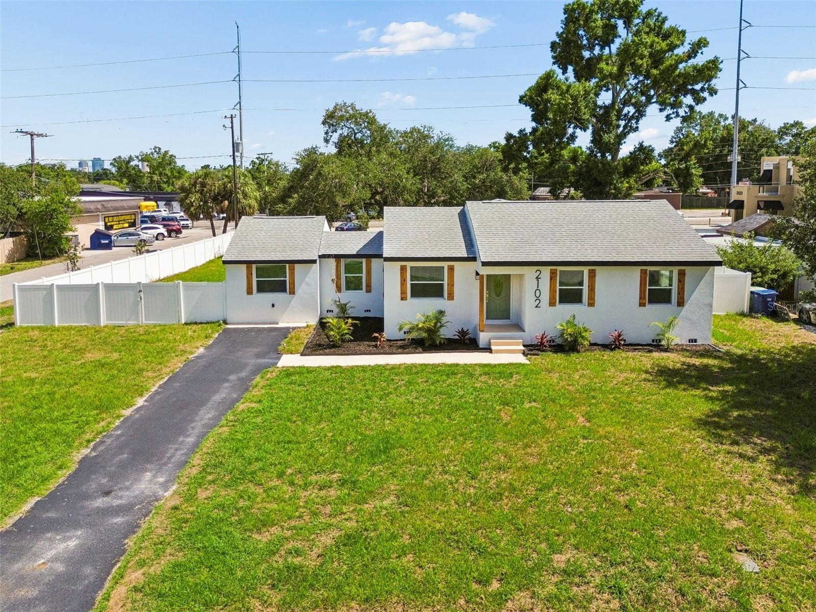 WELLSWOOD ESTATES UNIT 3 - Residential