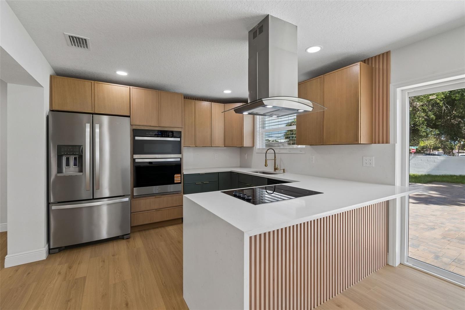 WELLSWOOD ESTATES UNIT 3 - Residential