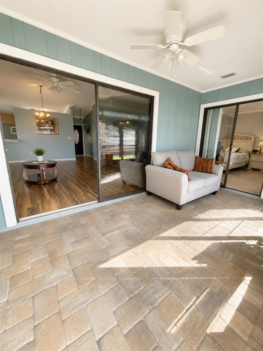 CURRY COVE - Residential