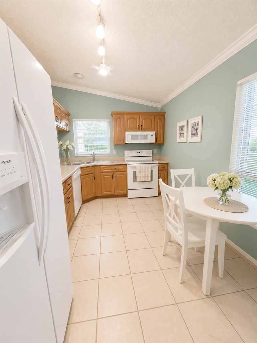 CURRY COVE - Residential