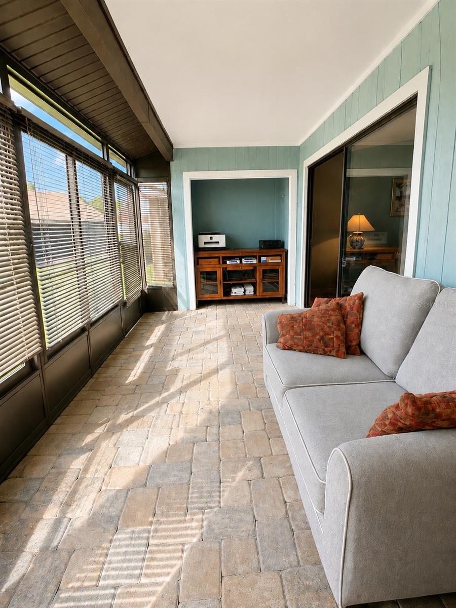CURRY COVE - Residential