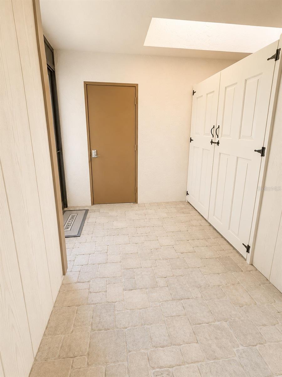 CURRY COVE - Residential