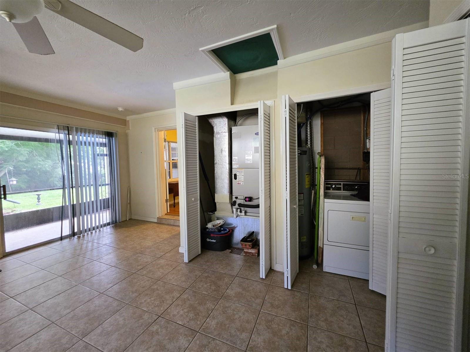 SPRING GARDEN HILLS UNIT 01 - Residential