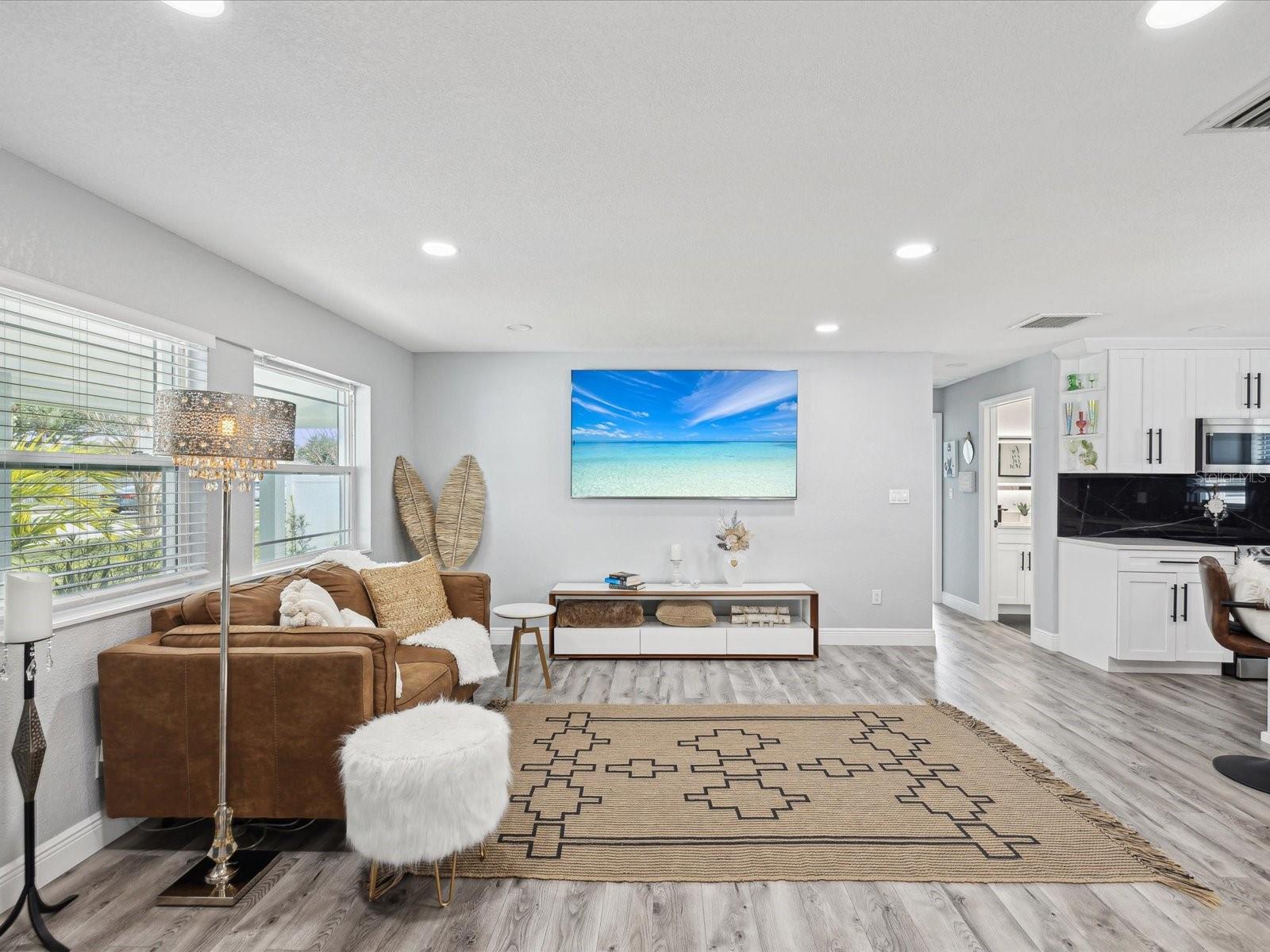 INDIAN ROCKS HEIGHTS - Residential