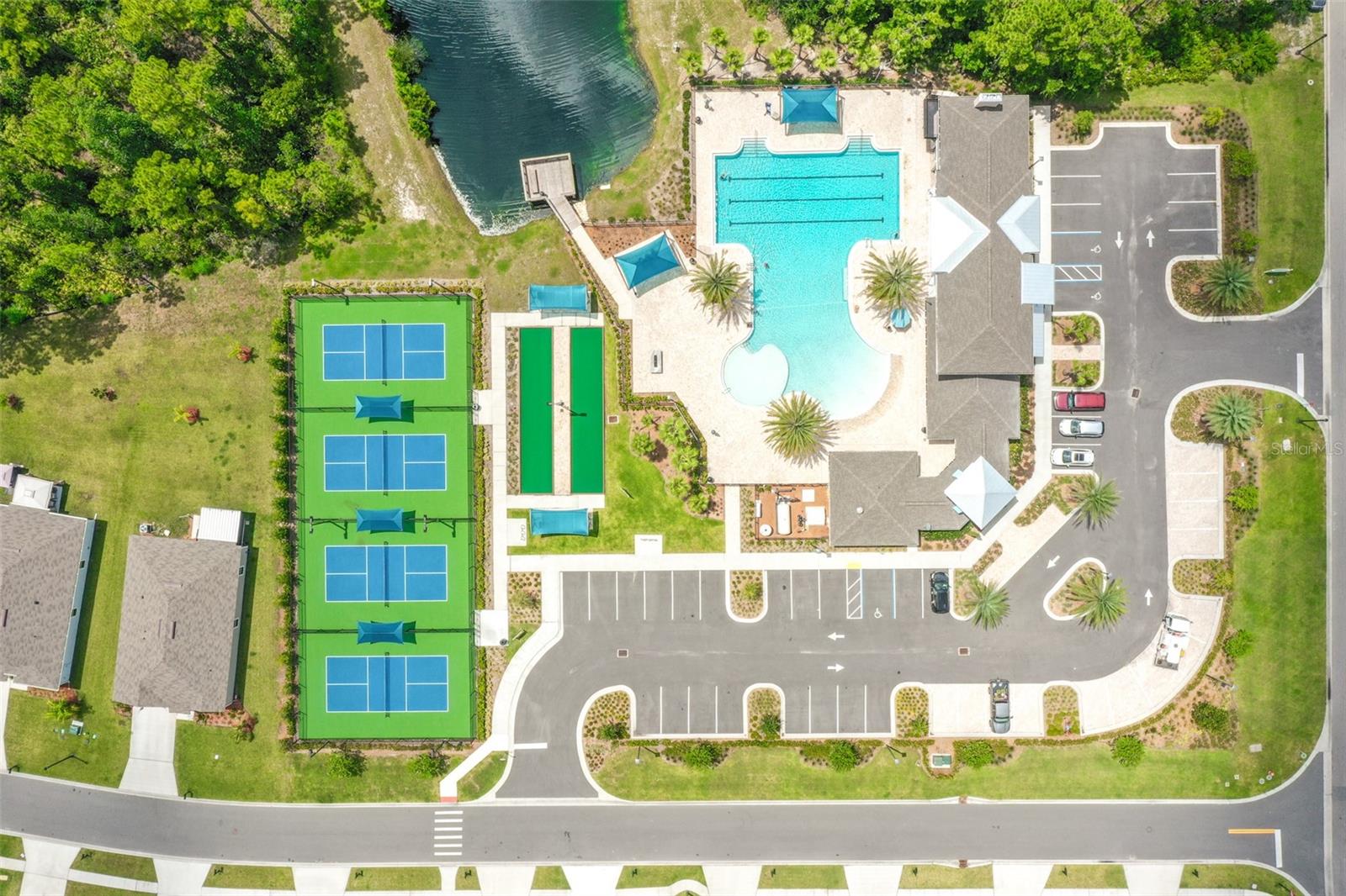 GRAND RESERVE AND GOLF CLUB - Residential Lease