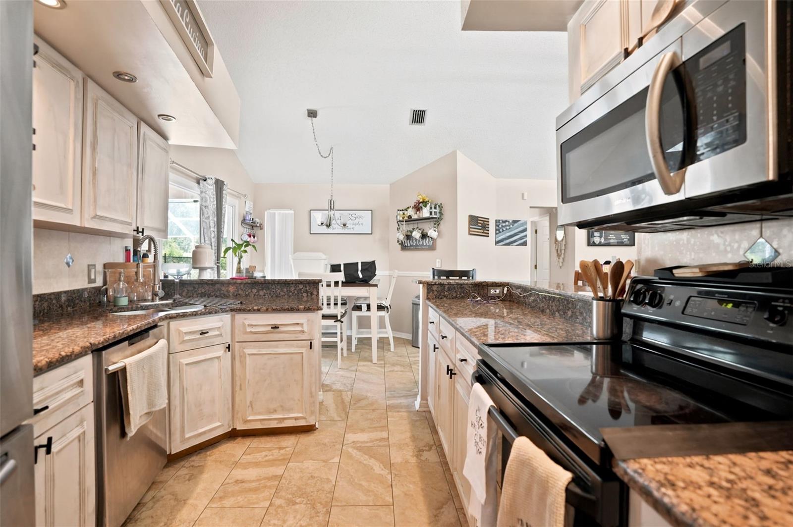 SEVEN HILLS - Residential