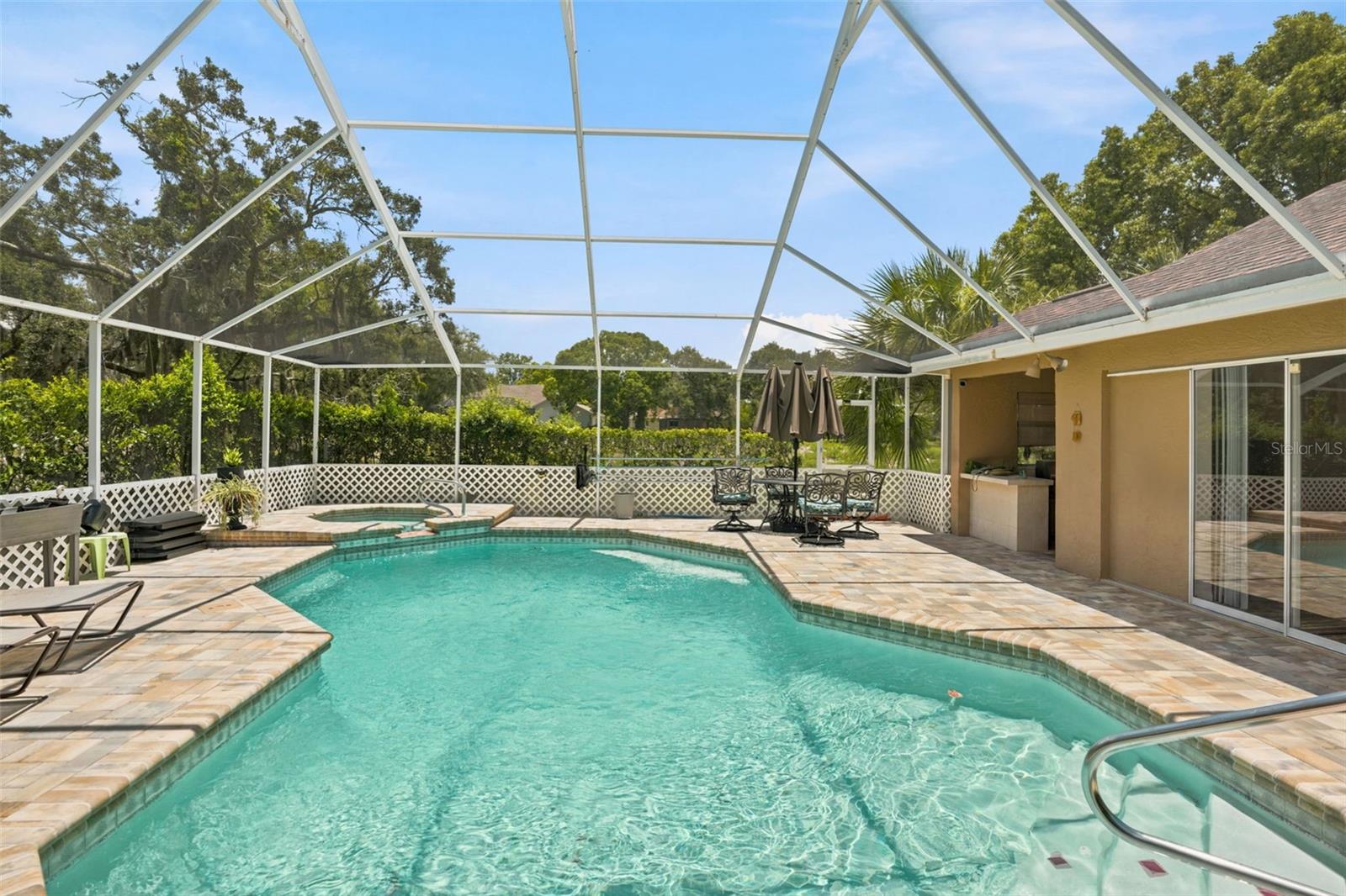SEVEN HILLS - Residential