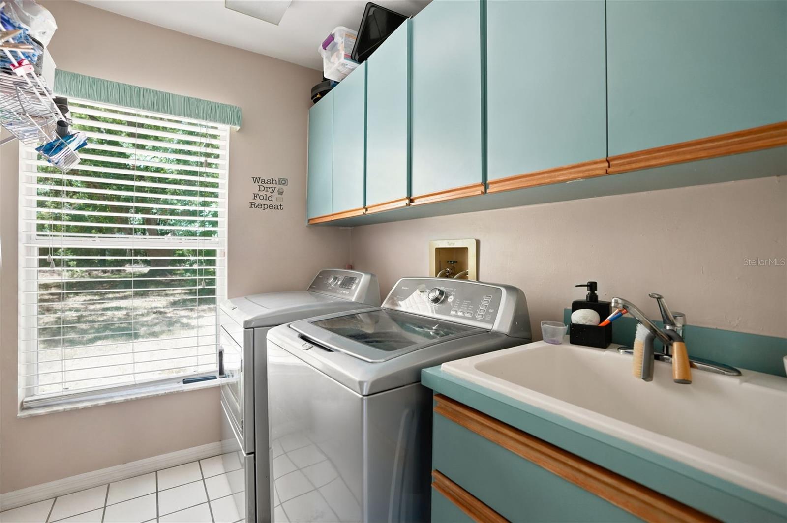 SEVEN HILLS - Residential