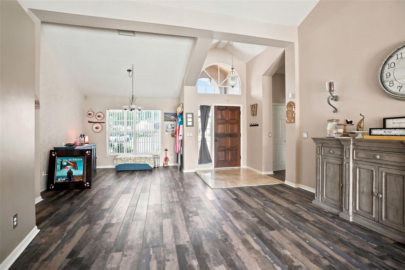 SEVEN HILLS - Residential