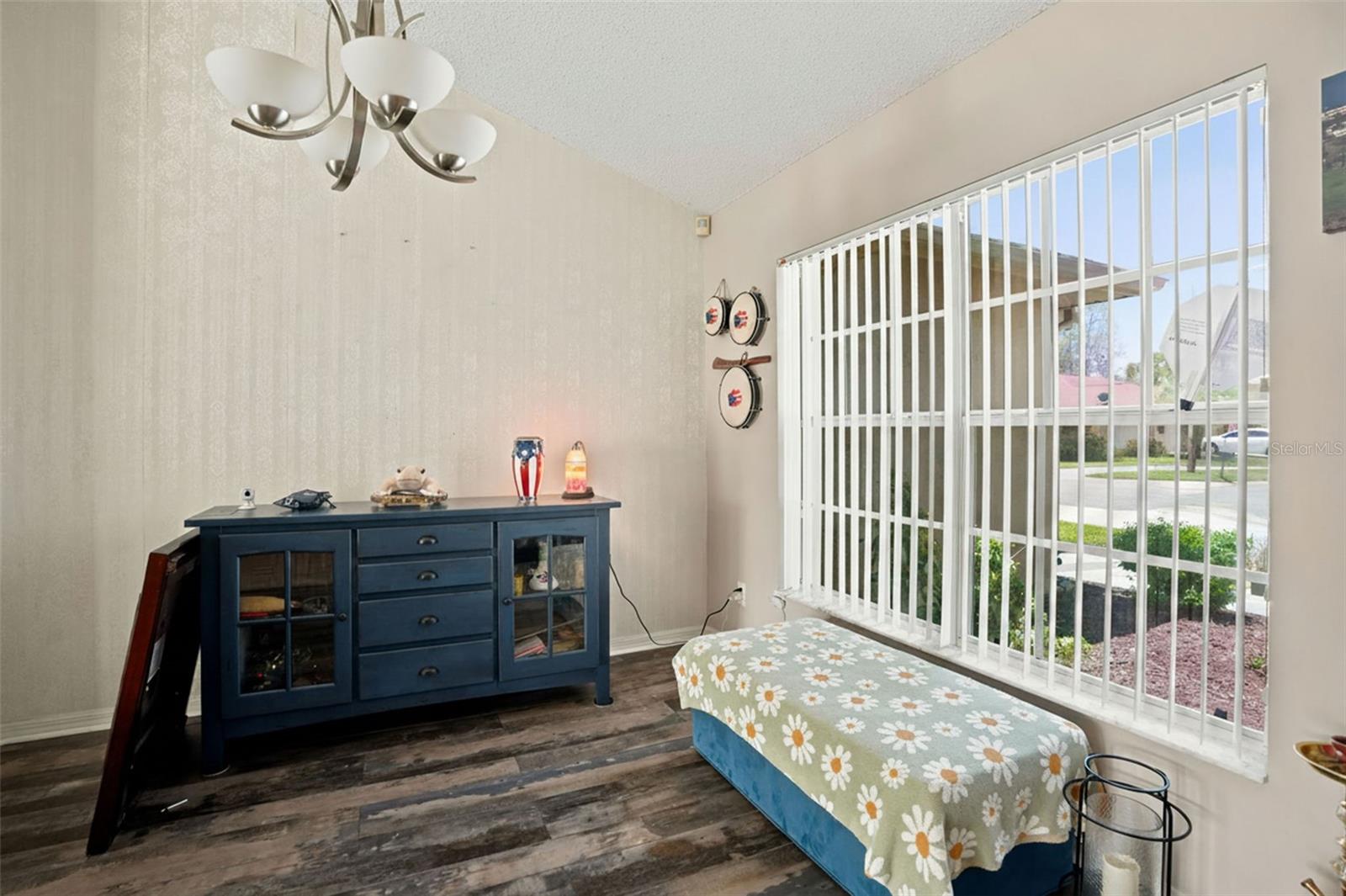 SEVEN HILLS - Residential