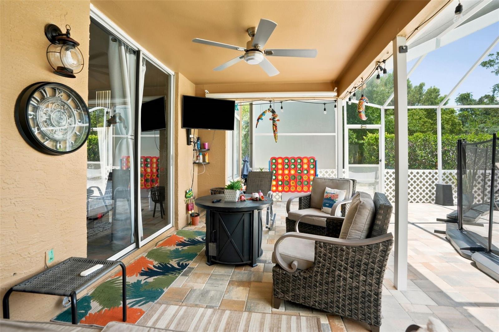 SEVEN HILLS - Residential
