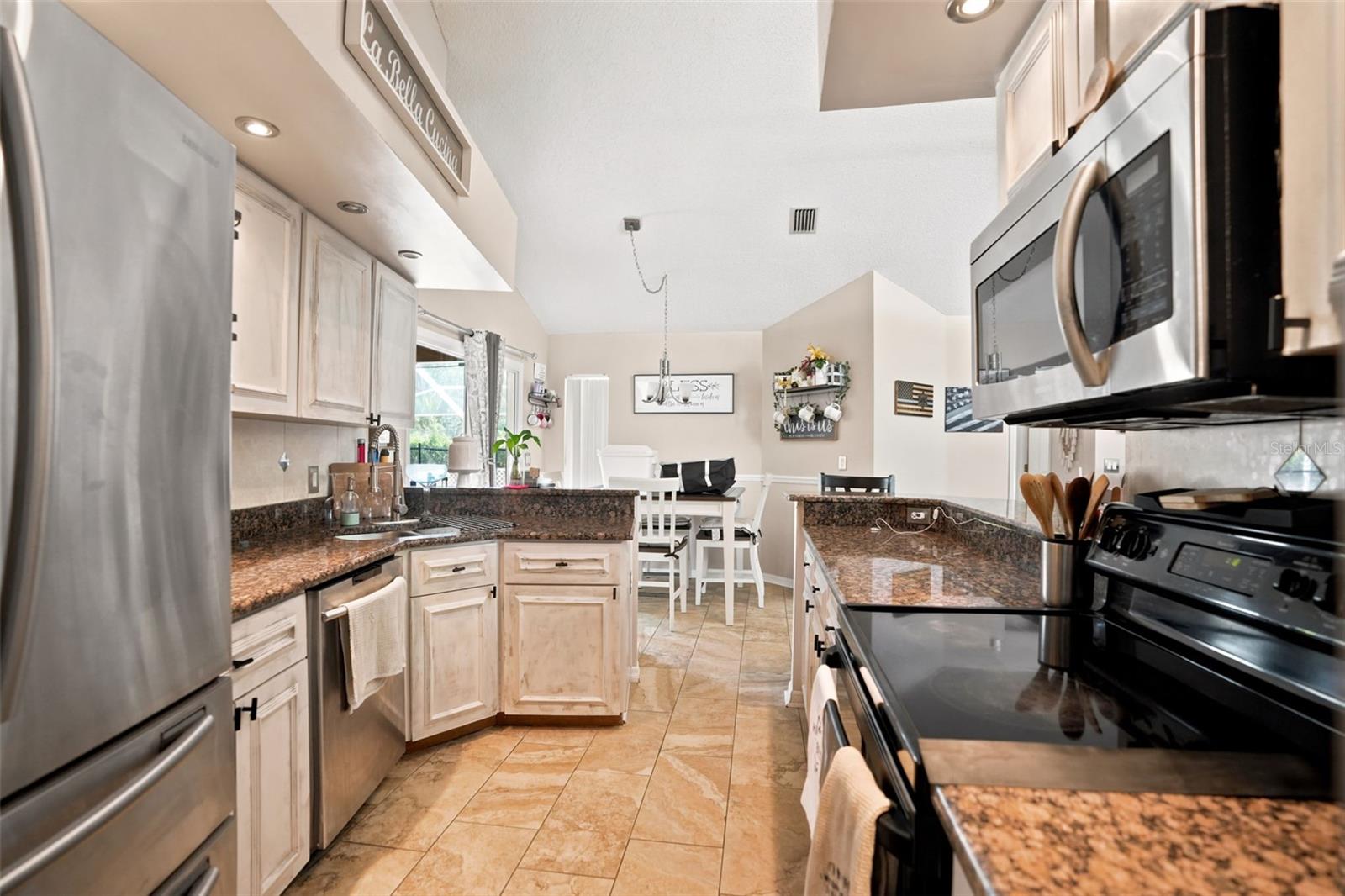 SEVEN HILLS - Residential