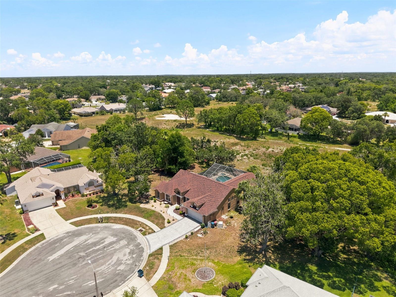 SEVEN HILLS - Residential
