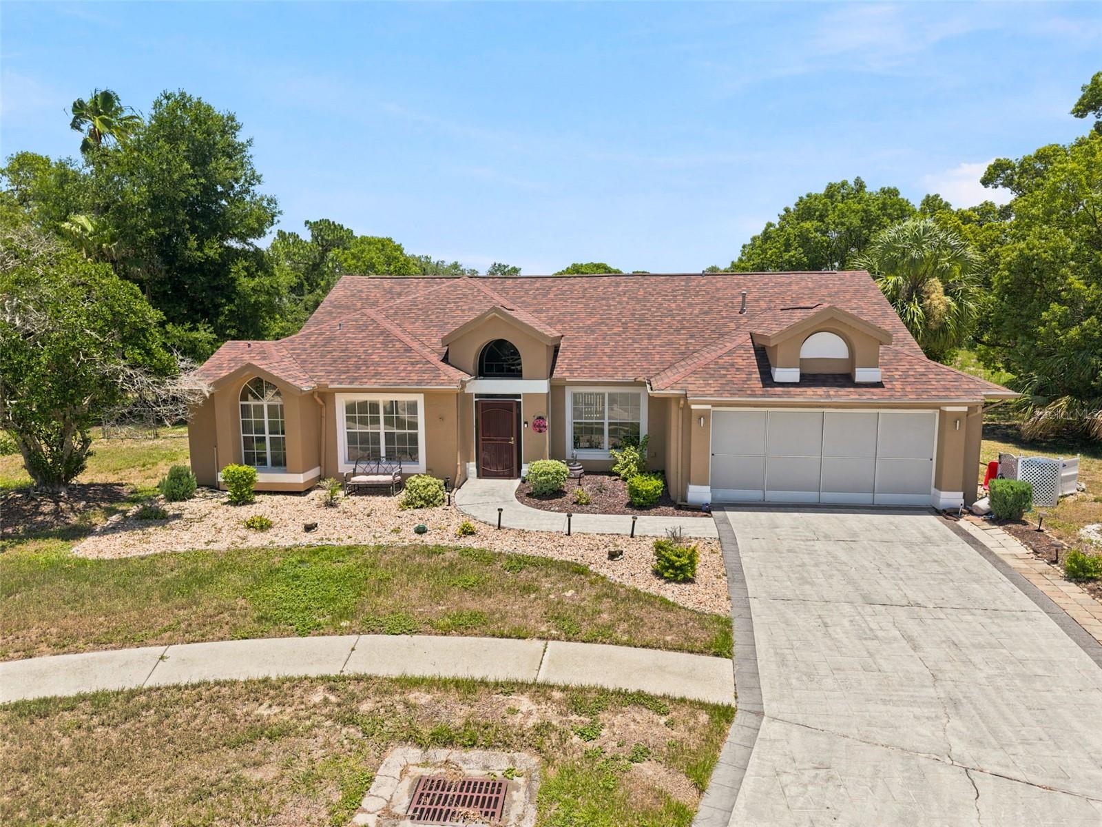 SEVEN HILLS - Residential